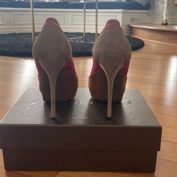 Gucci Heels - size 40 - Picture 4 of 5